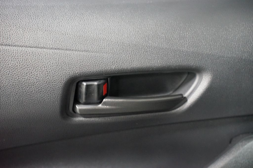 Thumbnail: 2022 Toyota Corolla - 28