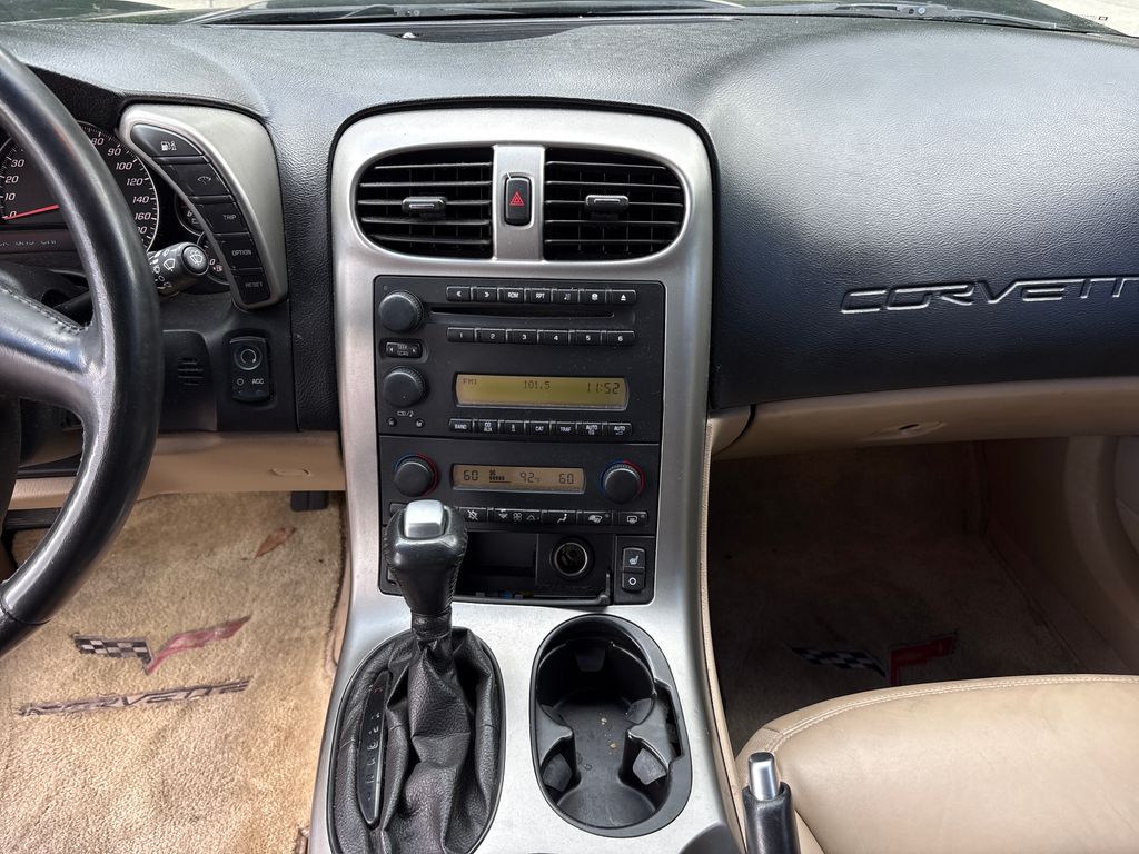Used 2005 Black Chevrolet Base image 23
