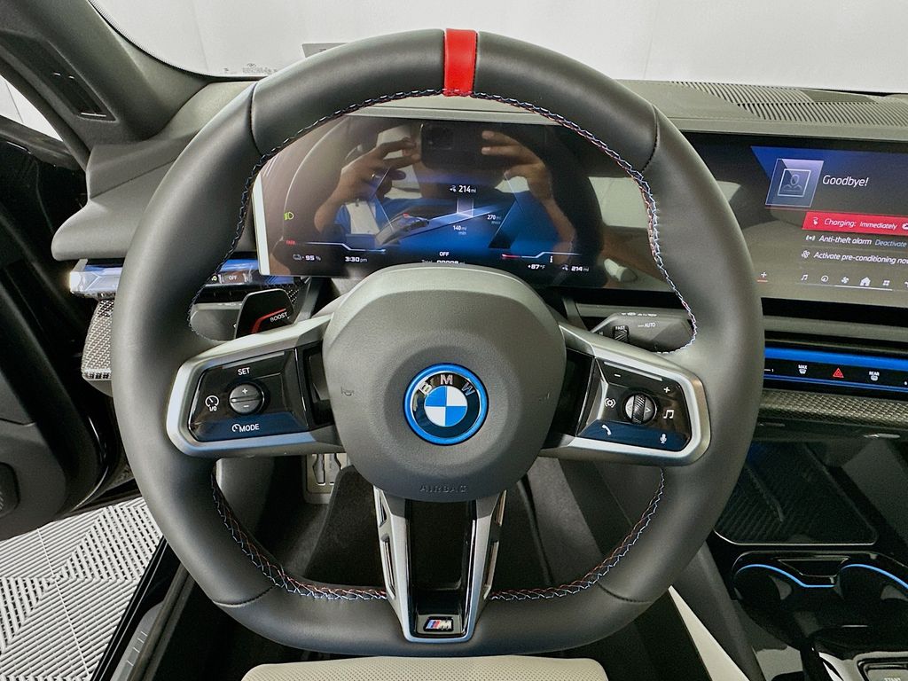 Thumbnail: 2026 BMW i5 - 10