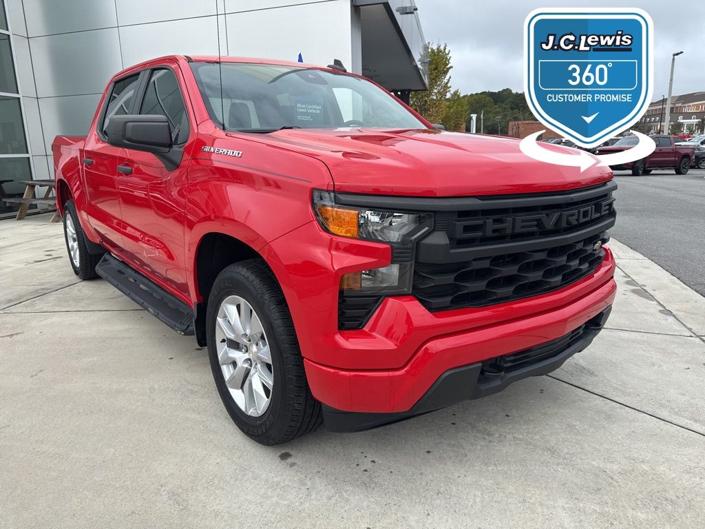 2022 Chevrolet Silverado 1500 2WD Crew Cab Short Bed Custom