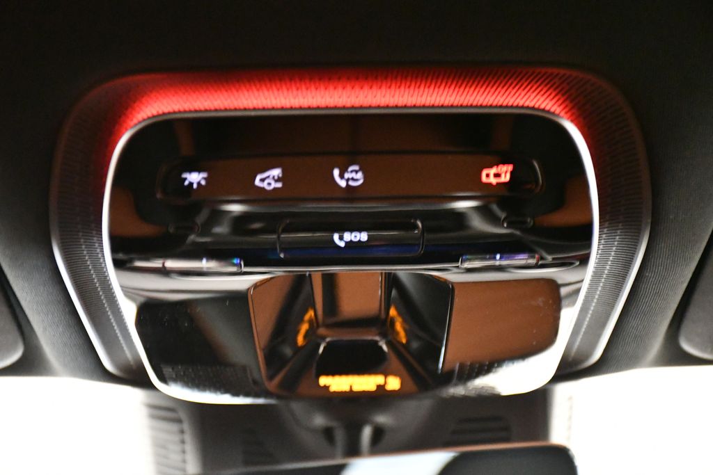 Thumbnail: 2025 Mercedes-Benz GLC - 17