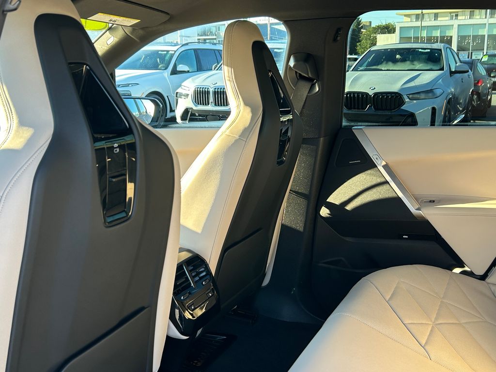 Thumbnail: 2026 BMW iX - 32