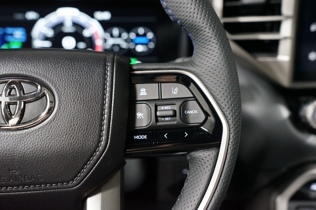 Thumbnail: 2026 Toyota Tundra - 14