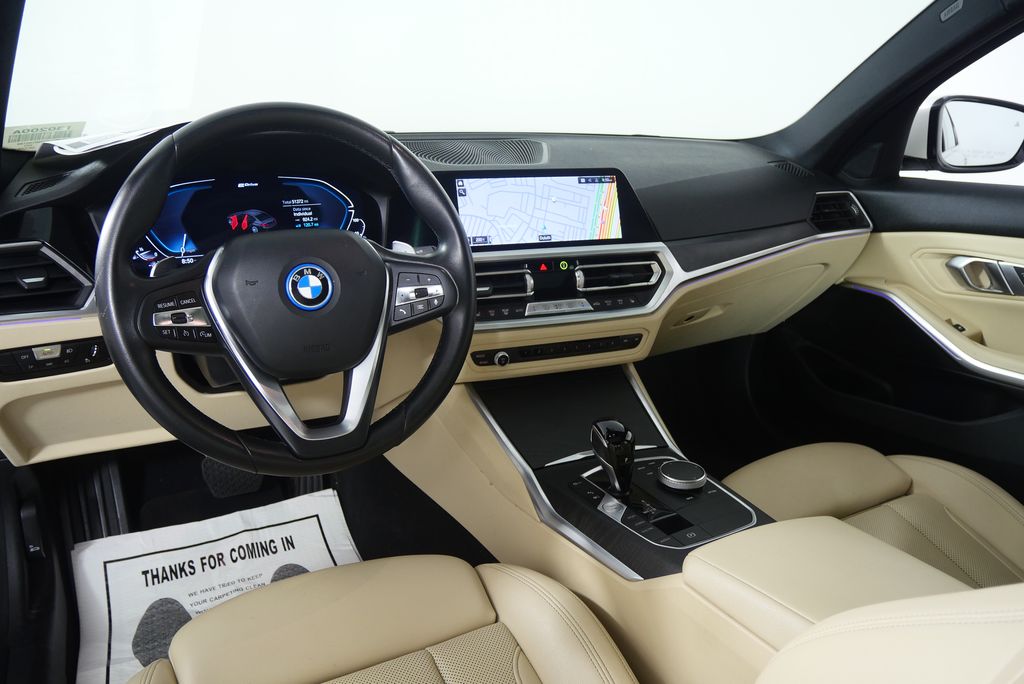 Thumbnail: 2022 BMW 3 Series - 19