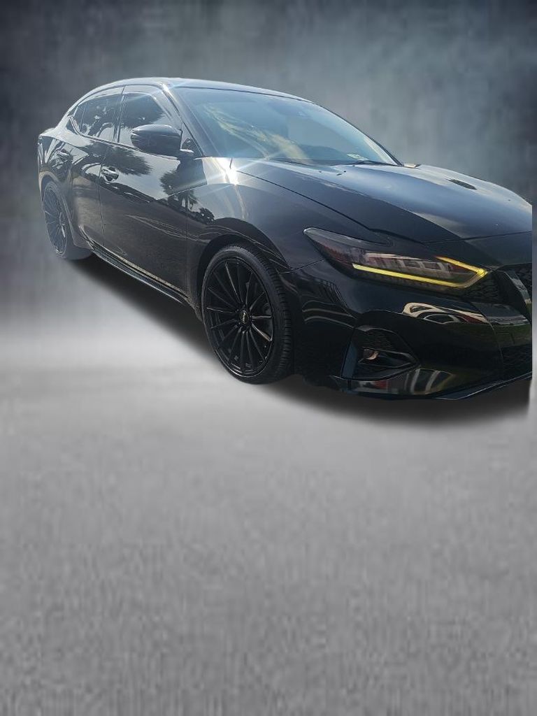 Used 2023 Black Nissan SV image 2