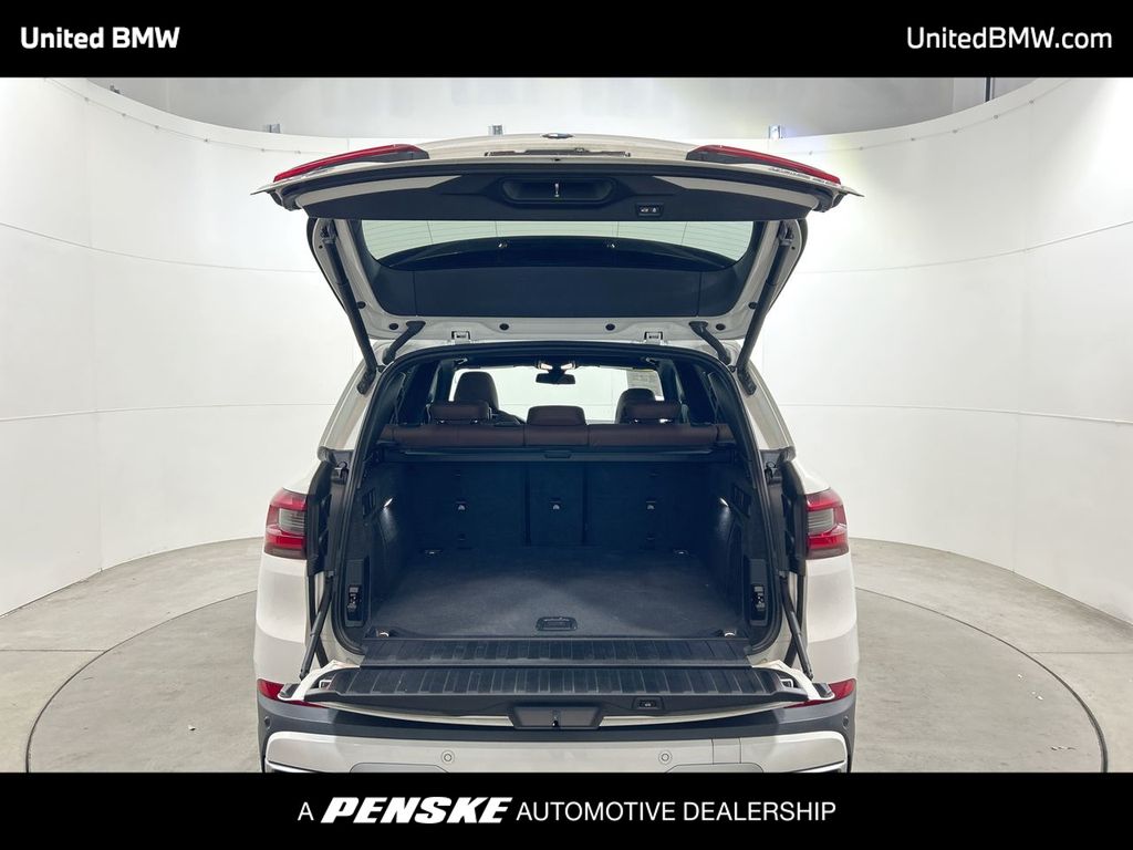 Thumbnail: 2021 BMW X5 - 22