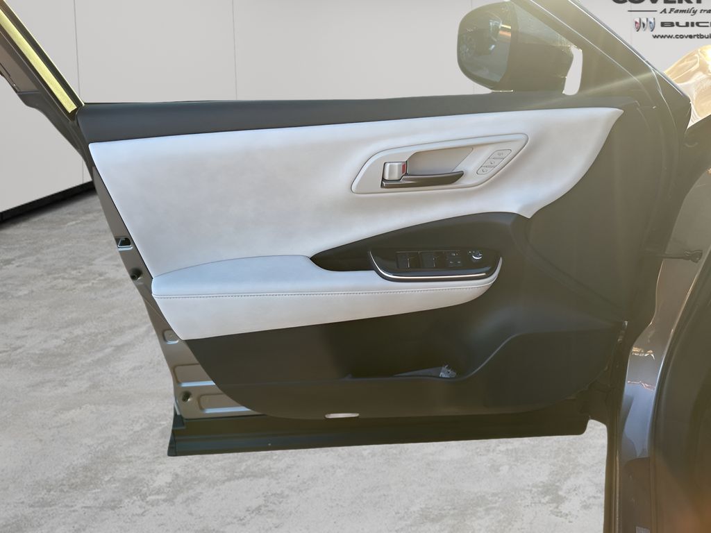 Used Car 2024 Toyota Crown  Xle For Sale Under $40,000 In Austin, Texas