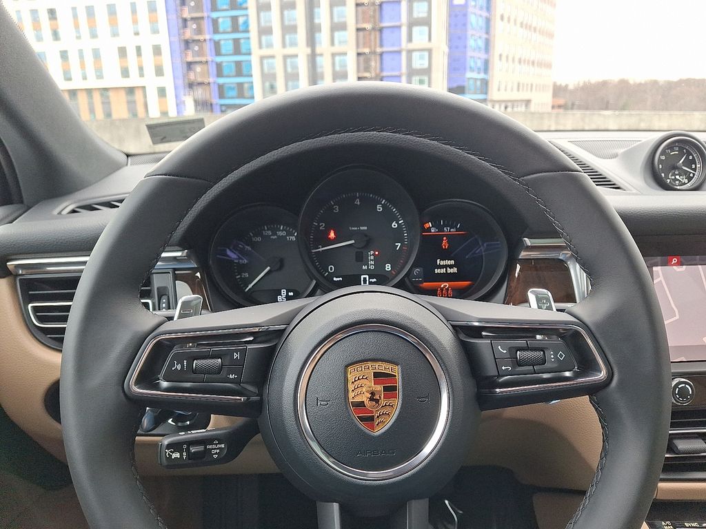 Thumbnail: 2026 Porsche Macan - 22