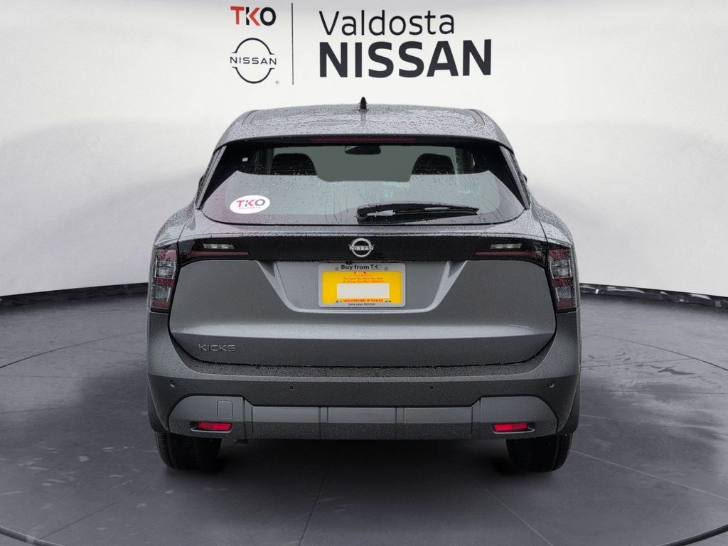 New 2026 Nissan Kicks SUV