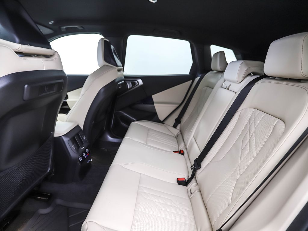 Thumbnail: 2026 BMW X3 - 23