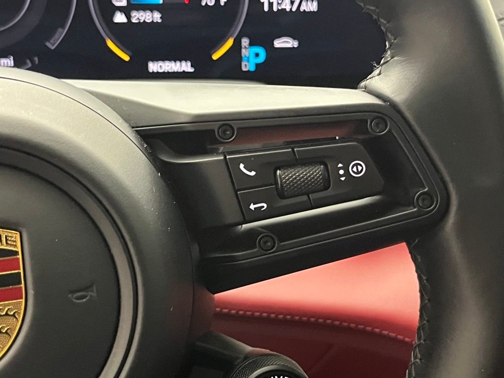 Thumbnail: 2021 Porsche Taycan - 14