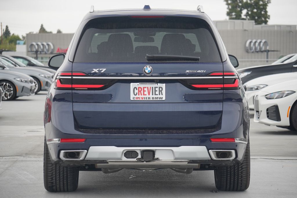 Thumbnail: 2025 BMW X7 - 6