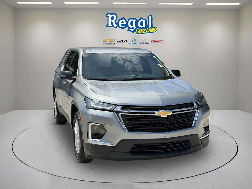 used 2023 Chevrolet Traverse car, priced at $19,991