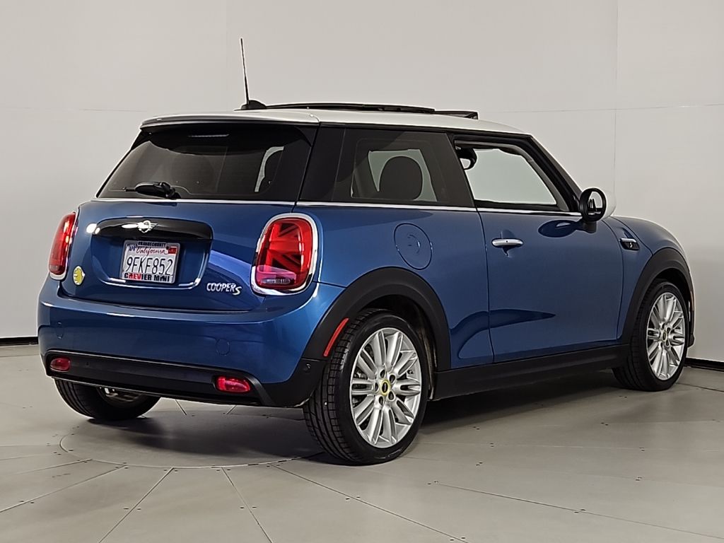 Thumbnail: 2023 MINI Cooper - 7