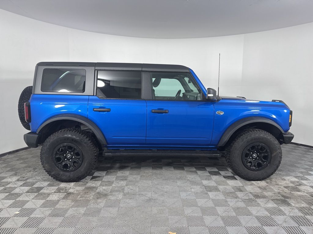 Thumbnail: 2022 Ford Bronco - 4