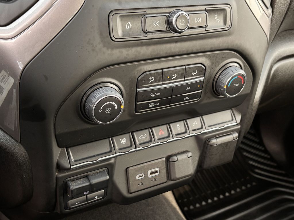 Used Car 2022 Chevrolet Silverado 2500hd  Custom For Sale Under $40,000 In Corsicana, Texas