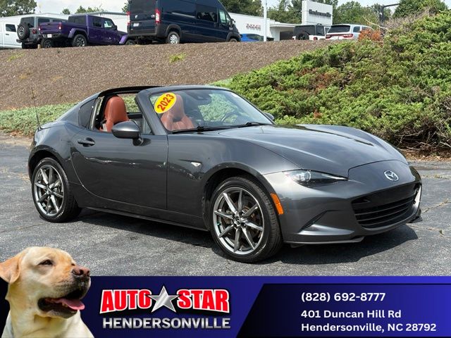 Machine Gray Metallic 2023 Mazda MX-5 Miata Convertible Rear-Wheel Drive 6-Speed Manual