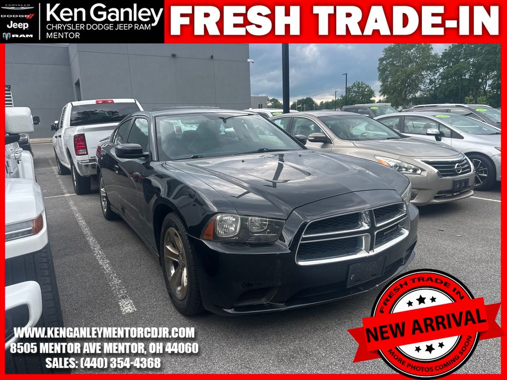 Black Clearcoat 2013 Dodge Charger SE RWD Sedan Rear-Wheel Drive 8-Speed Automatic