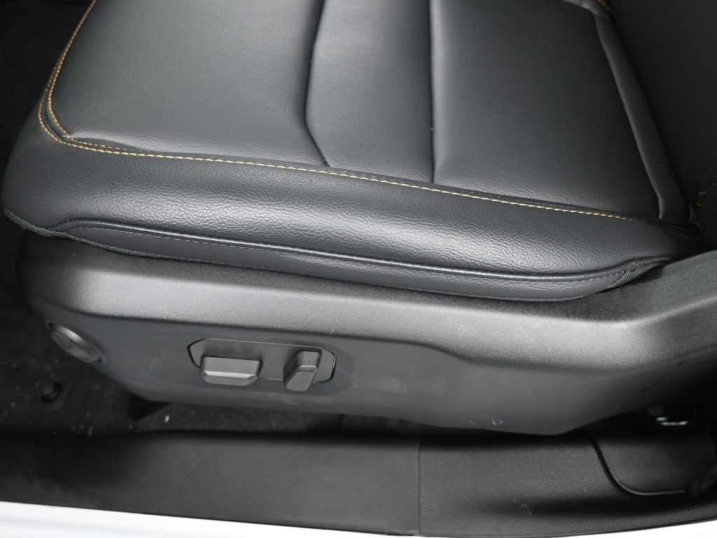 New 2025 Bright White Clearcoat Jeep Sahara image 13