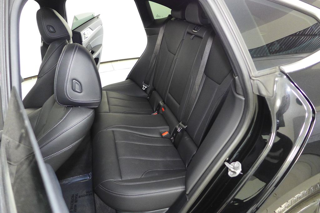 Thumbnail: 2023 BMW i4 - 21