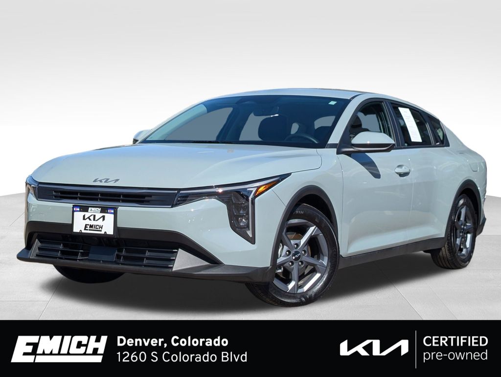 2025 Kia K4 LXS