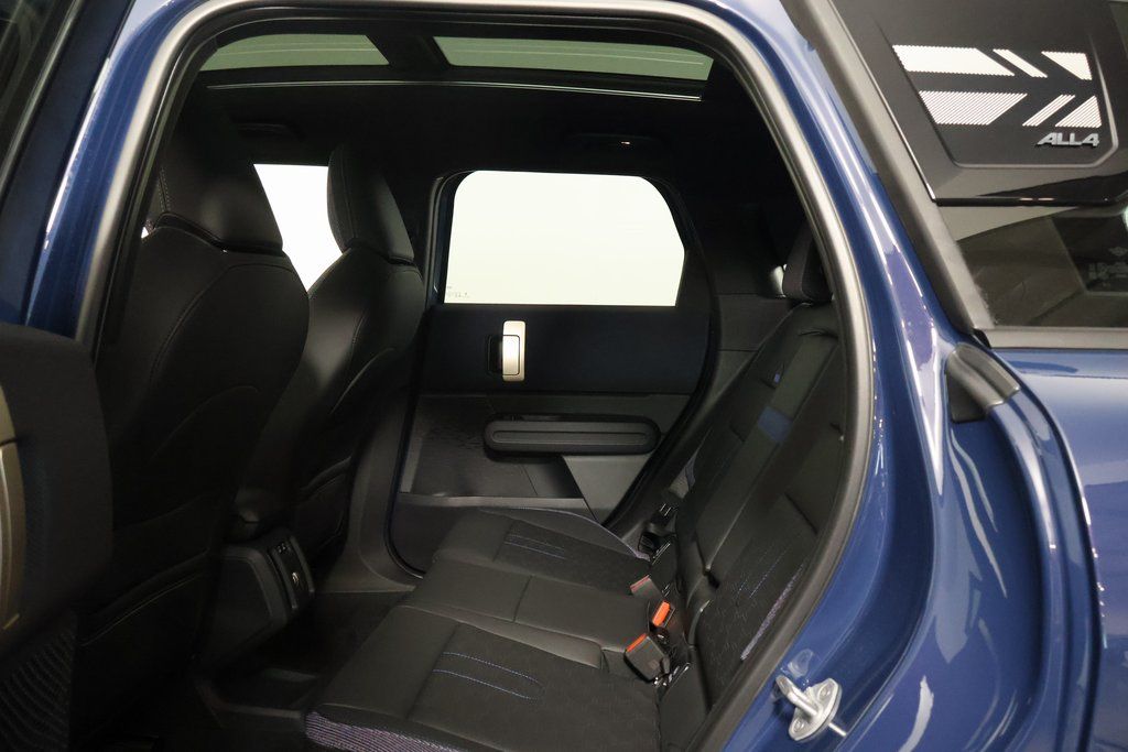 Thumbnail: 2027 MINI Cooper Countryman - 6