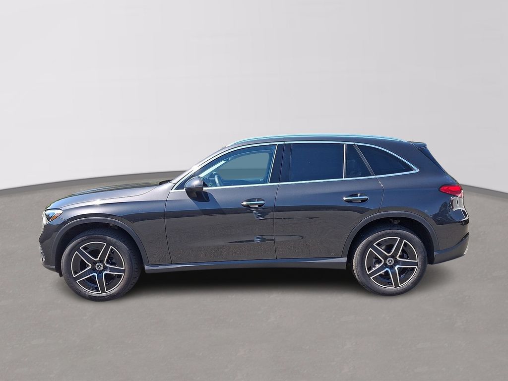 Thumbnail: 2026 Mercedes-Benz GLC - 7