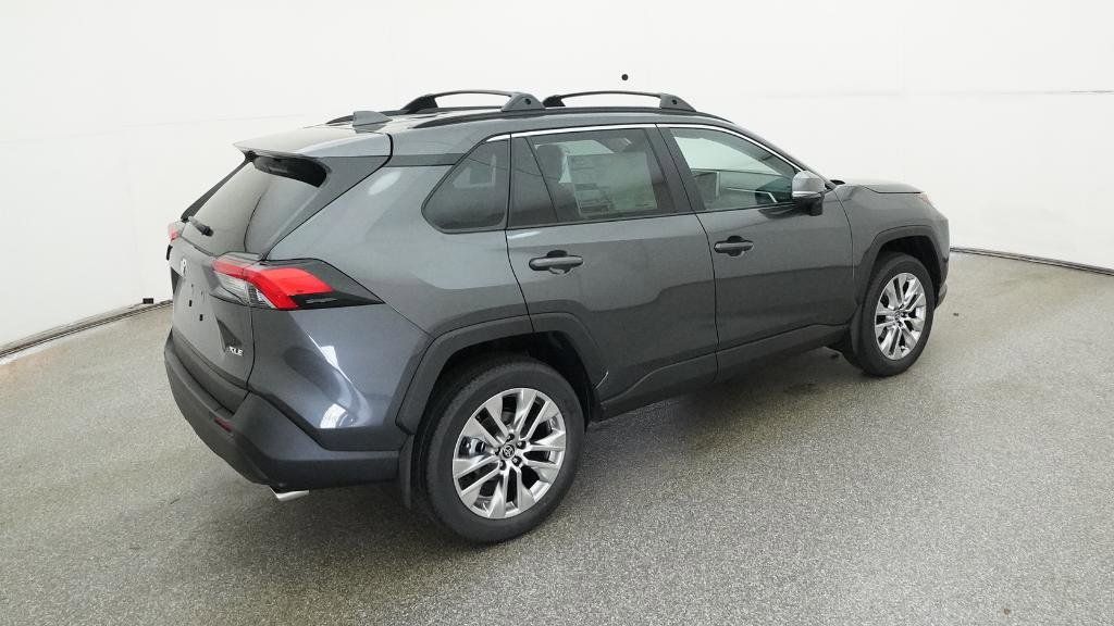 Thumbnail: 2025 Toyota RAV4 - 14
