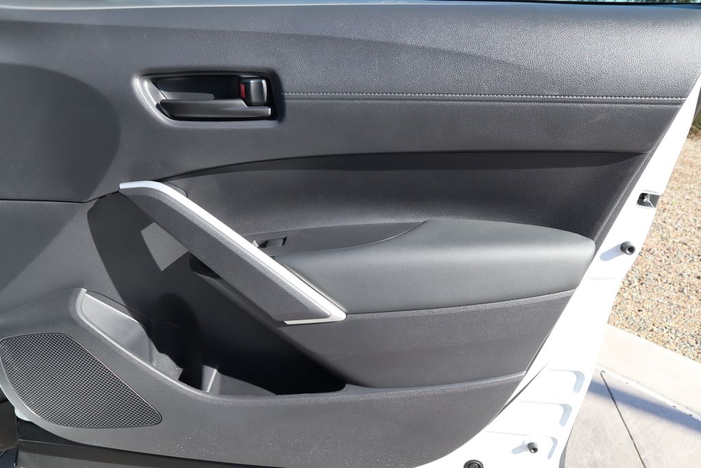 Thumbnail: 2025 Toyota Corolla Cross - 24