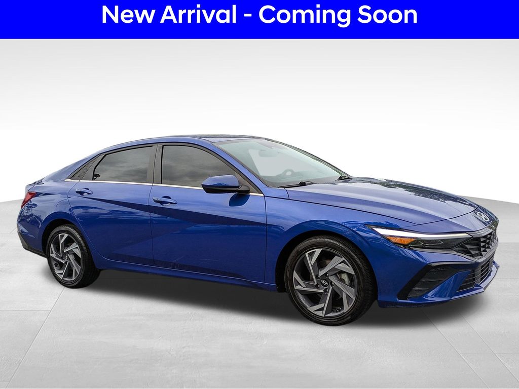 2025 Hyundai Elantra SEL Convenience FWD