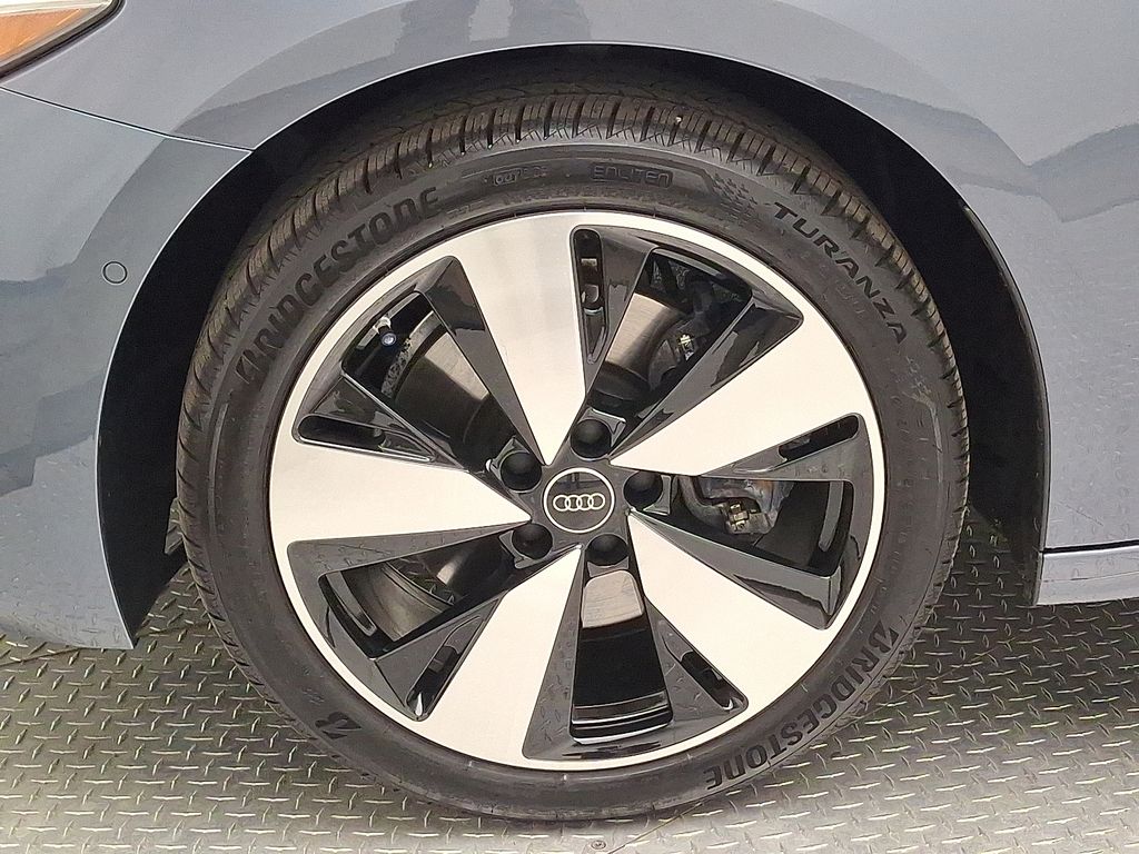 Thumbnail: 2025 Audi A5 - 8