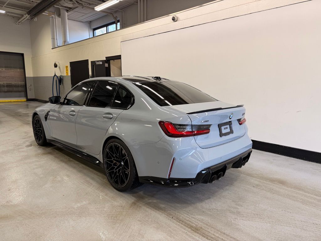Thumbnail: 2024 BMW M3 - 3