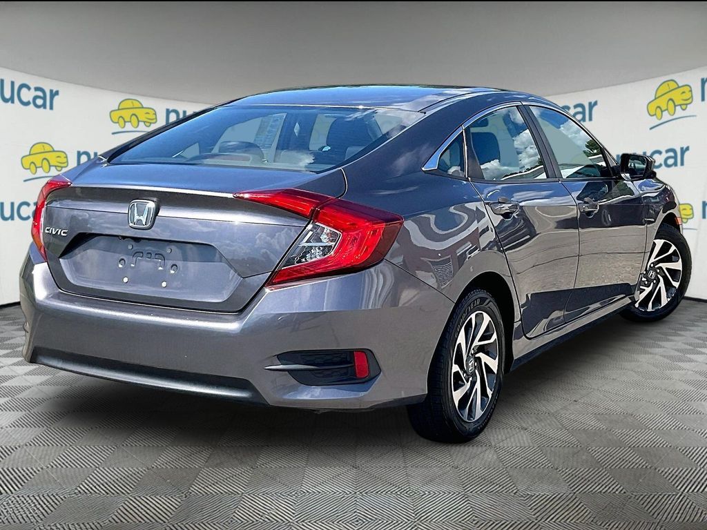 2016 Honda Civic — photo 6