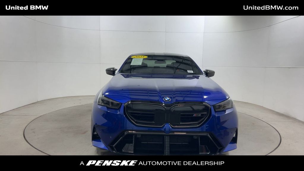 Thumbnail: 2025 BMW M5 - 3