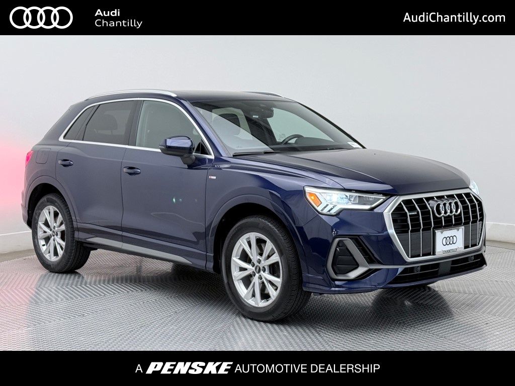 Thumbnail: 2021 Audi Q3 - 1