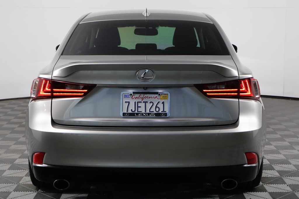 Thumbnail: 2015 Lexus IS - 5