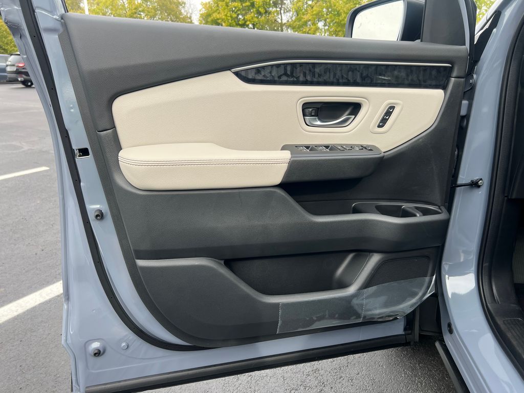 Thumbnail: 2026 Honda Passport - 19