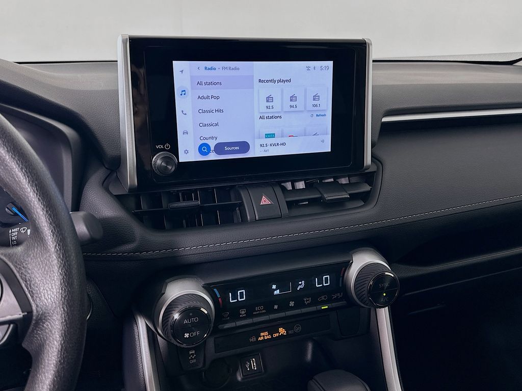 Thumbnail: 2025 Toyota RAV4 - 14