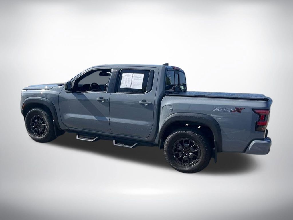 View vehicle photo 4