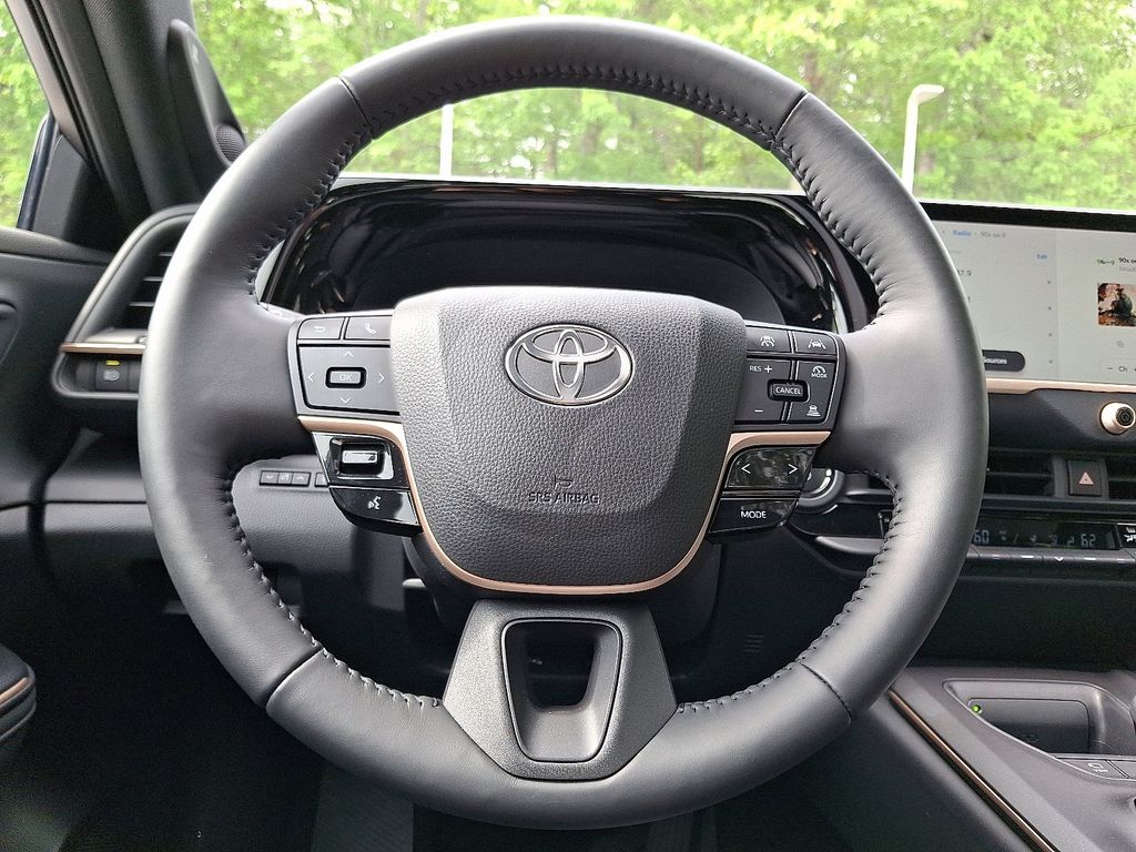 2023 Toyota Crown Limited 19