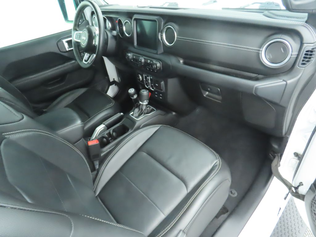 Thumbnail: 2018 Jeep Wrangler - 18