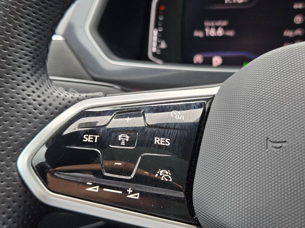 2024 Volkswagen Tiguan - $29,300