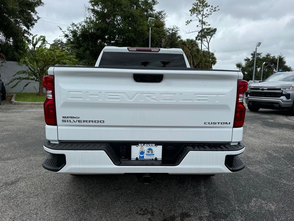 2024 Chevrolet Silverado 1500 Custom 6