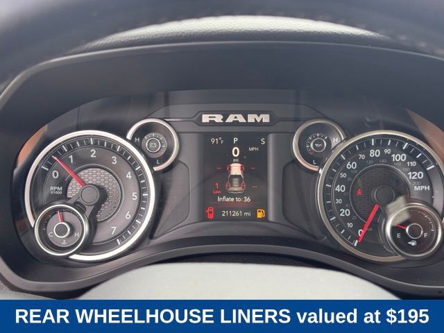2019 Ram 1500 Big Horn/Lone Star Quad Cab 4x4 6'4" Box