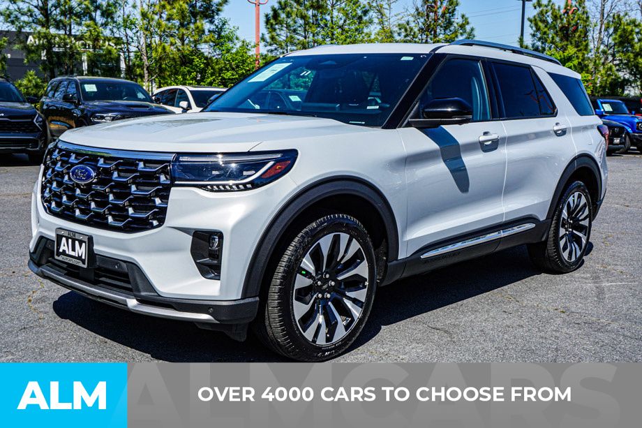 Used 2025 White Ford Platinum image 3