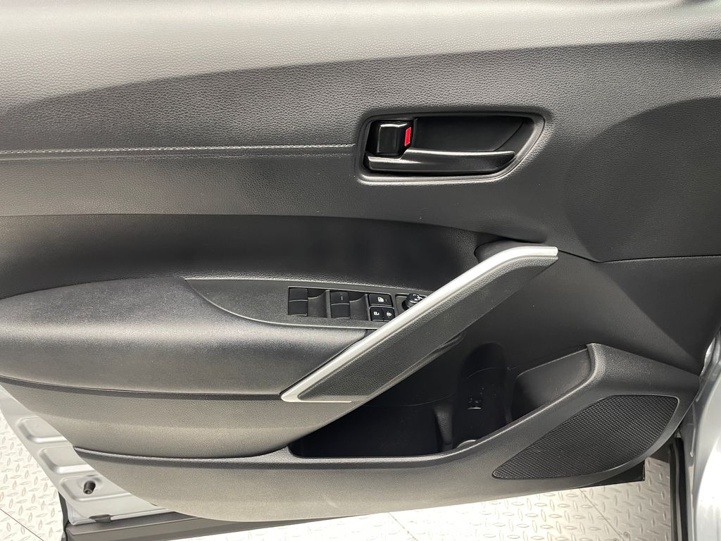 Thumbnail: 2023 Toyota Corolla Cross - 9