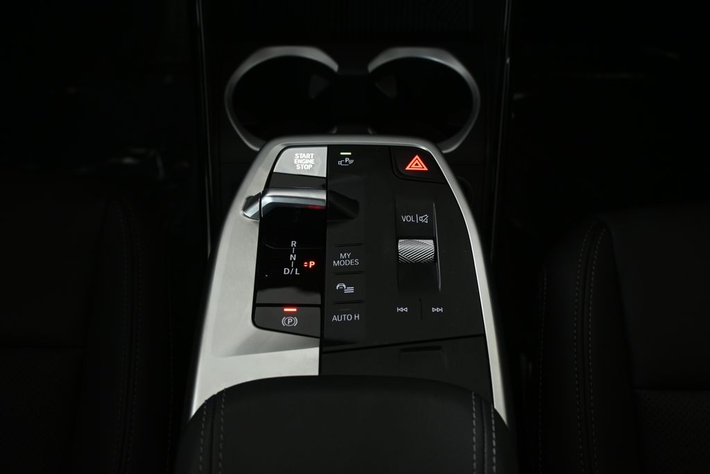 Thumbnail: 2023 BMW X1 - 23