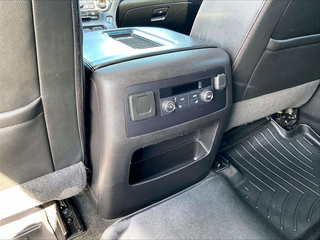 2017 Chevrolet Tahoe — photo 29