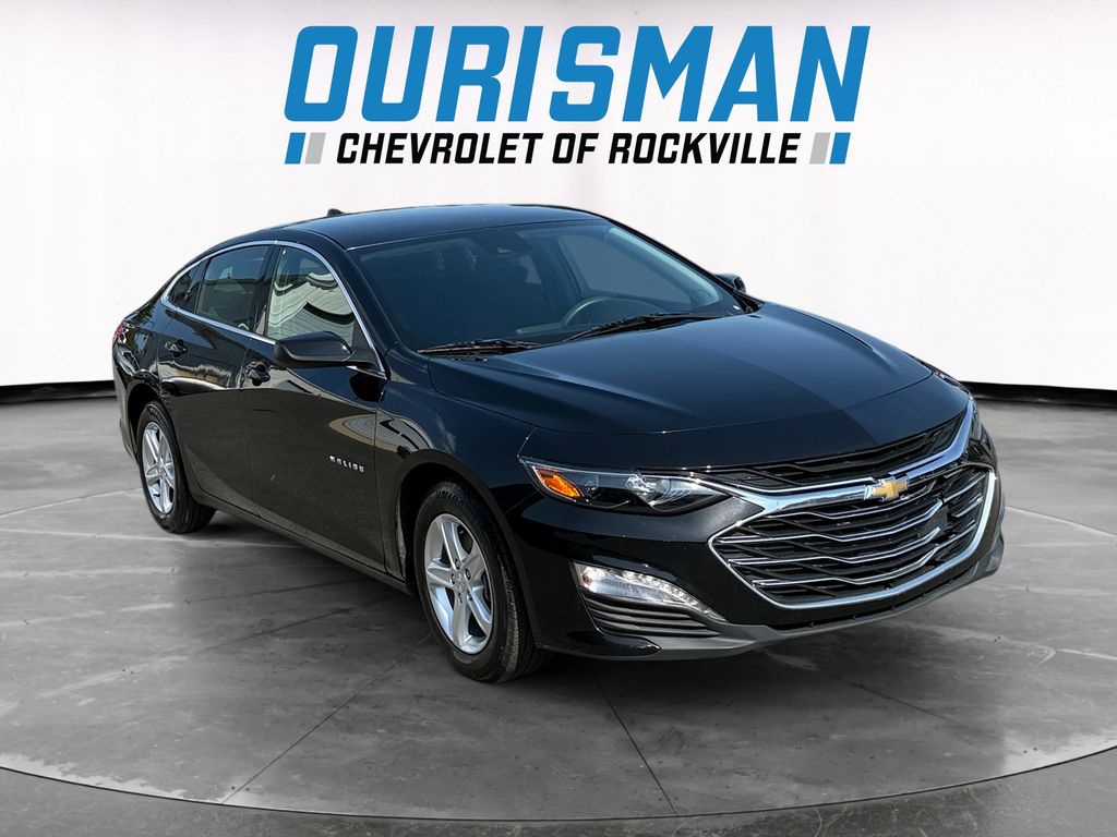 Black Metallic 2023 Chevrolet Malibu Sedan Front-Wheel Drive Continuously Variable Transmission