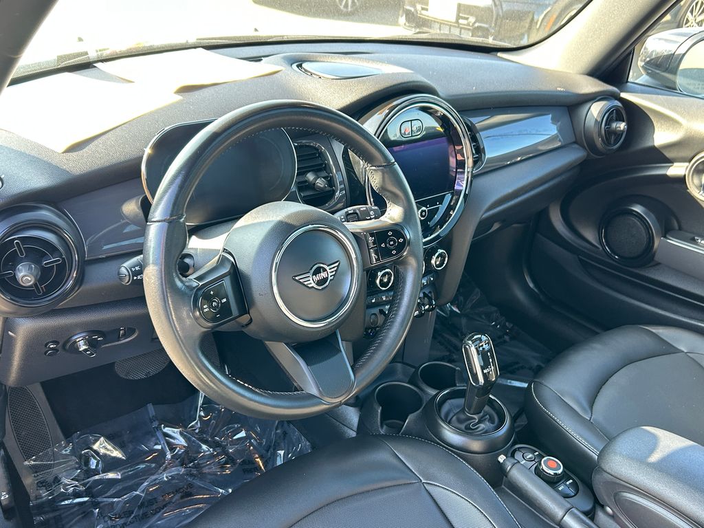 Thumbnail: 2022 MINI Cooper - 13